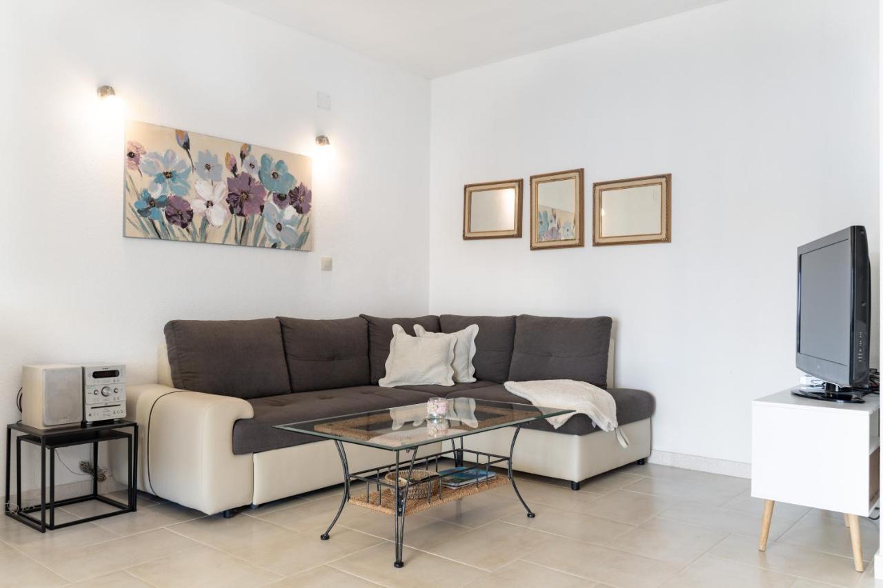סומרטין Apartments Siesta מראה חיצוני תמונה