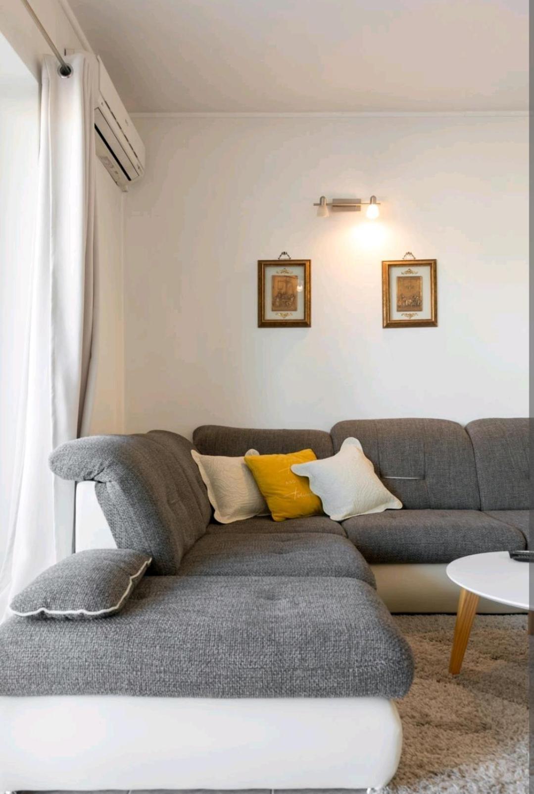סומרטין Apartments Siesta מראה חיצוני תמונה