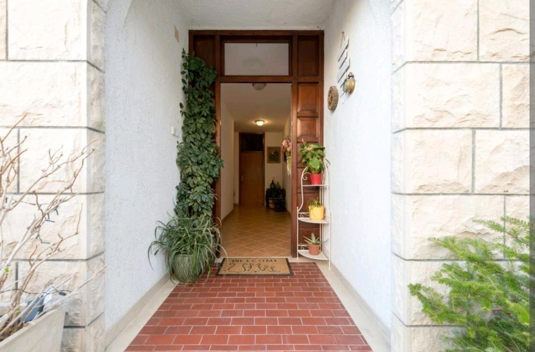 סומרטין Apartments Siesta מראה חיצוני תמונה